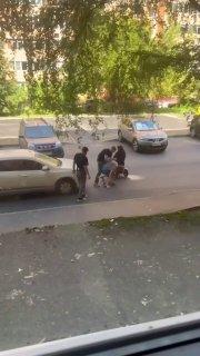 В Долгопрудном избили молодого человека, который сопровождал девушку на...