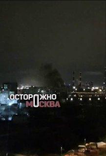 Производственный ангар загорелся на юго-востоке Москвы.