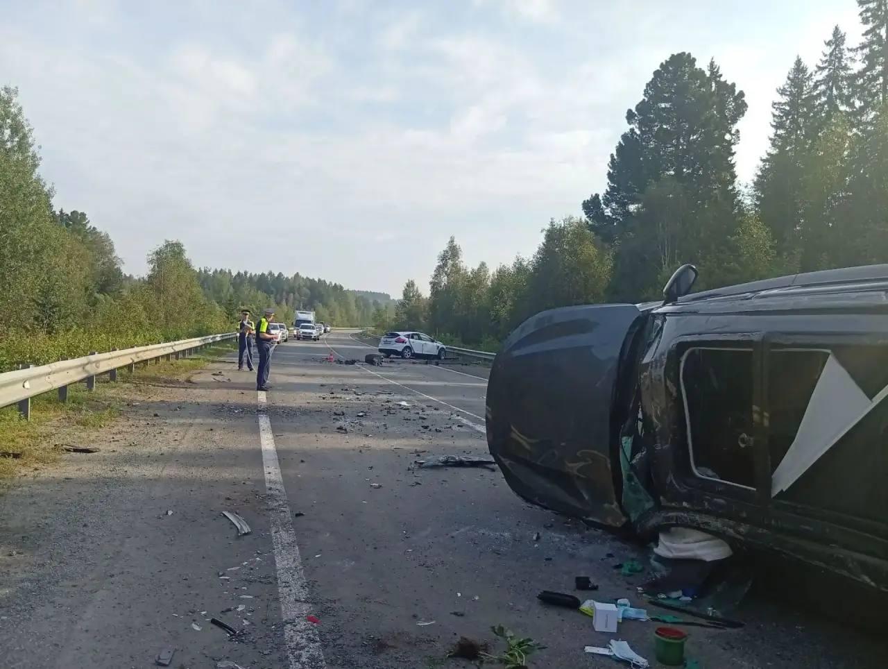 5 человек пострадали в ДТП под Серовом, один из них — в реанимации