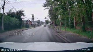Двое детей на велосипедах вылетели под машину в Иркутской области
