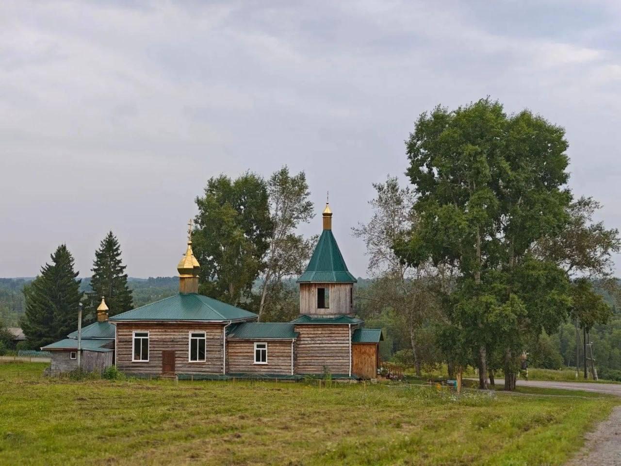 В Баженовке Ачинского округа началось благоустройство родника