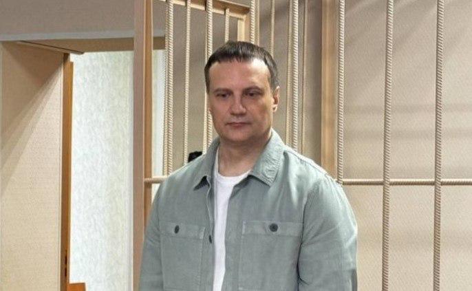 Экс‑главу МинЖКХ Новосибирской области перевели в колонию Дениса Архипова,...