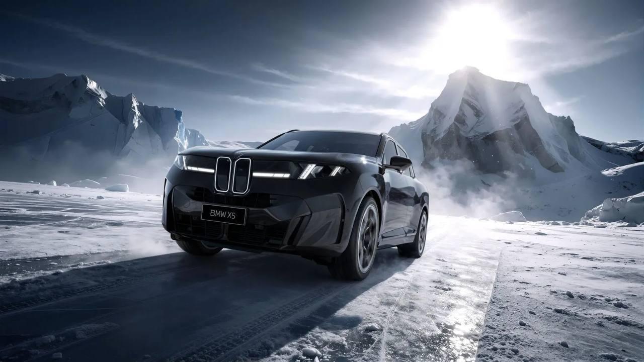 BMW представила удлинённый X5 для Китая.