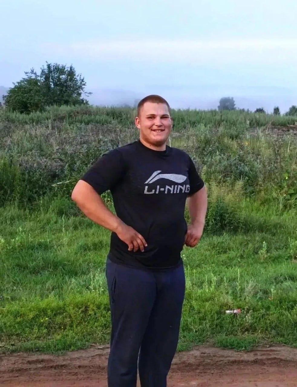 Пожарный в Сибири вместе с очевидцами спас тонущих мужчину и женщину На реке...