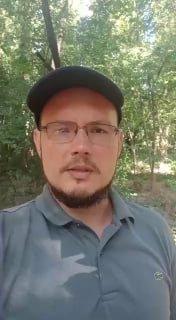 Онанист вылез в кадр во время съёмки видео на набережной Краснодара