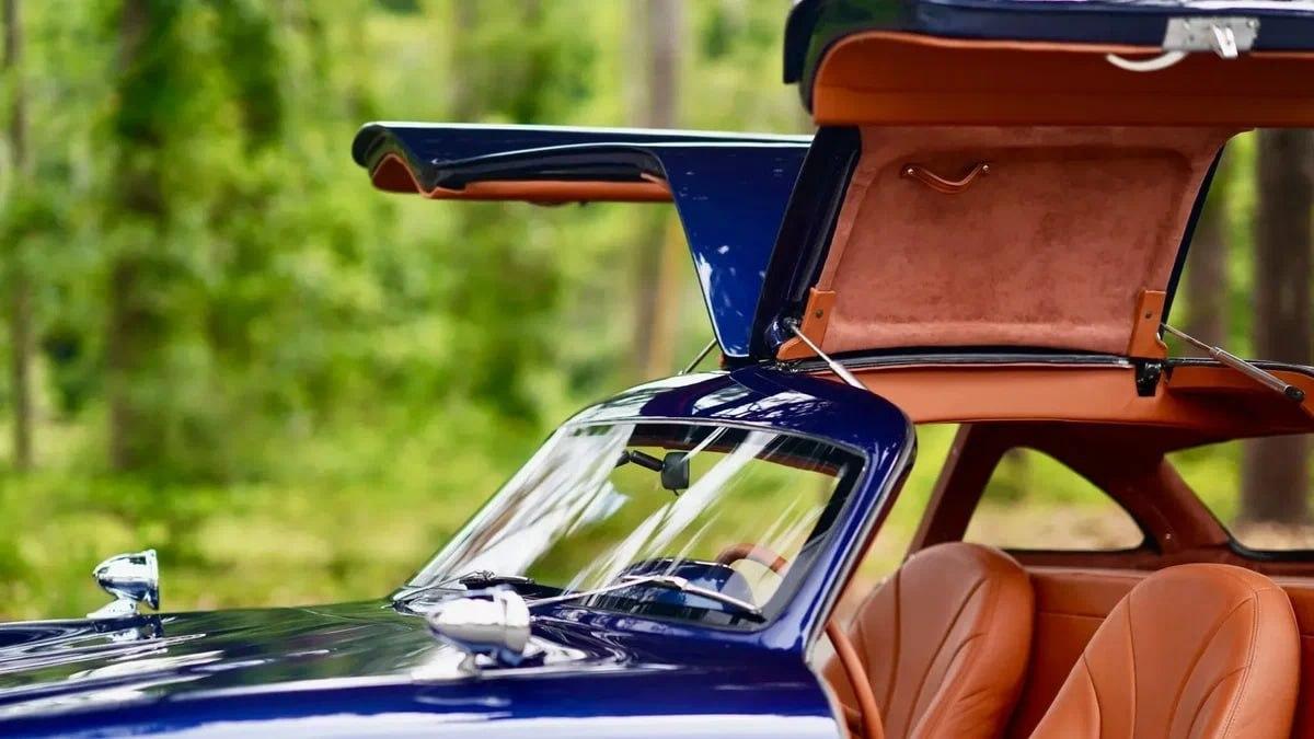 Chrysler за $5 тысяч превратили в легендарный Mercedes-Benz 300 SL.
