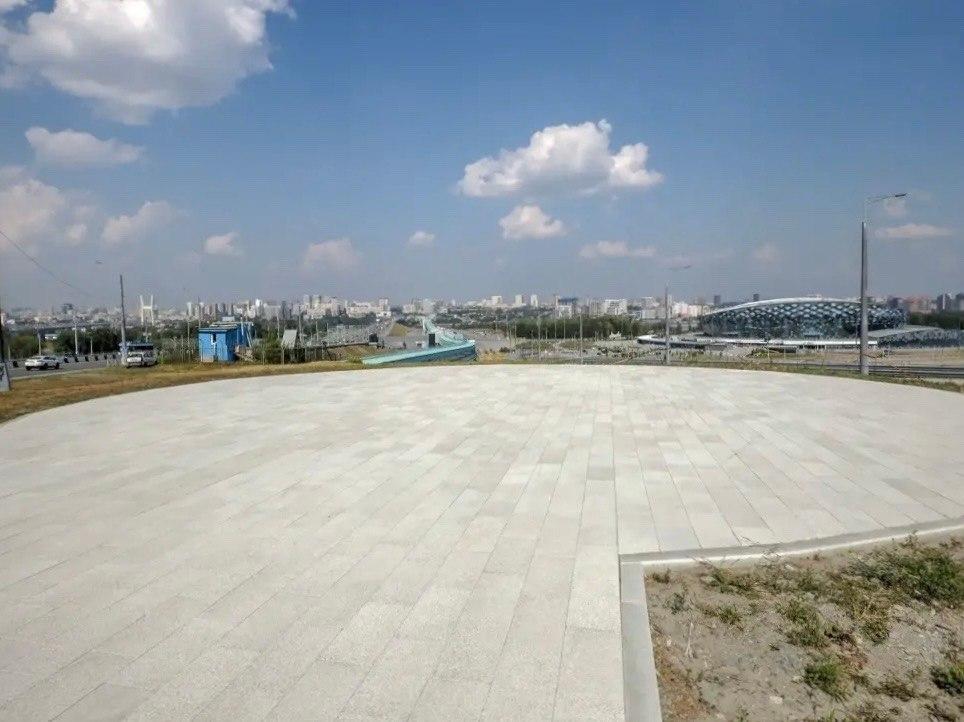 На новой смотровой площадке на площади имени Лыщинского появилось...