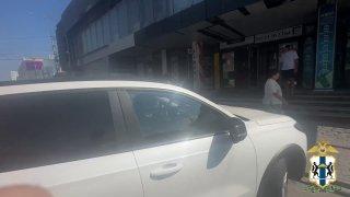 Полицейские изъяли сим-карты и технику на Центральном рынке В Новосибирске...