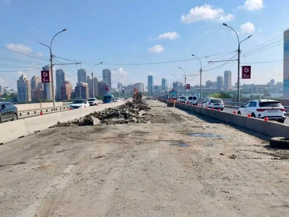Когда закончат ремонт Димитровского моста? Отвечает мэр: — Мы закончили...