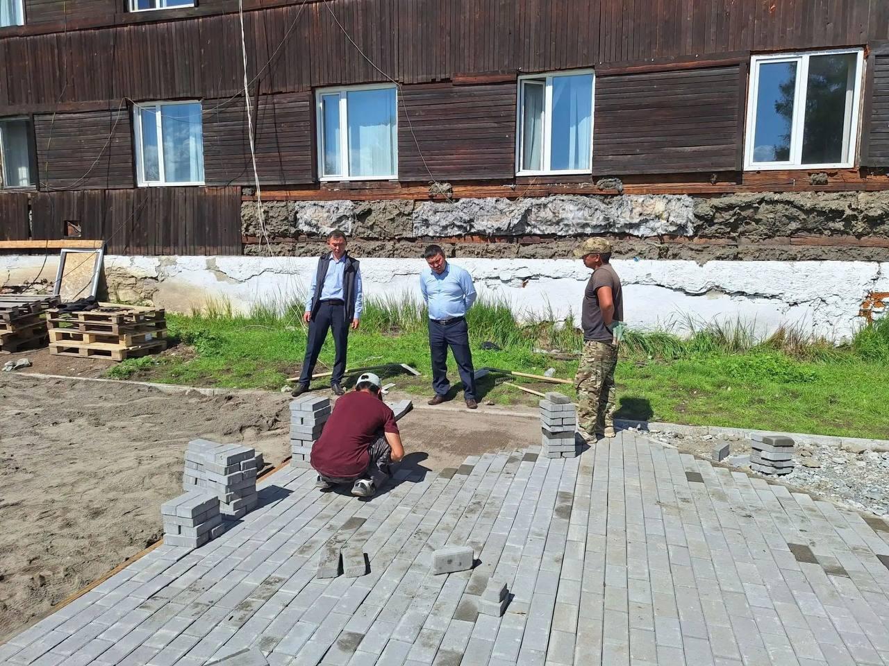 В Чеди-Хольском районе продолжают строить социальные объекты