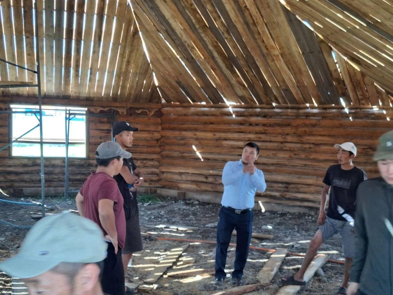 В Чеди-Хольском районе продолжают строить социальные объекты