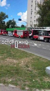 На севере Москвы пожар в магазине «Пятёрочка».