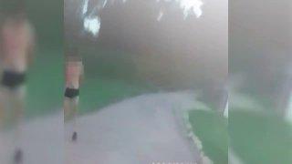 Пьяный пловец решил унести пушку из Приоратского дворца