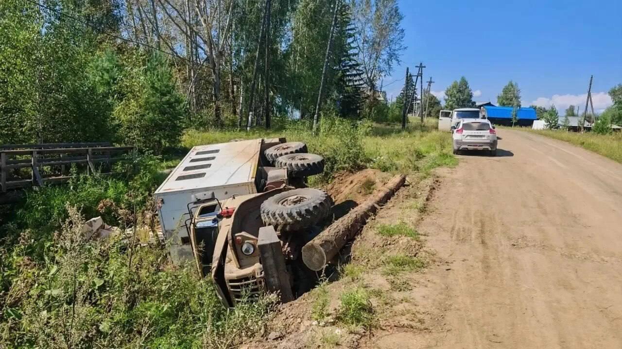 Шесть человек пострадали в ДТП с «Уралом» в Богучанском округе Сегодня утром...