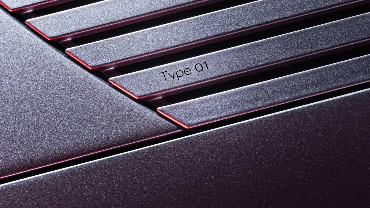 Jaguar впервые показал салон нового электрокара Type 01 — интерьер выглядит как концепт-кар из 70-х.