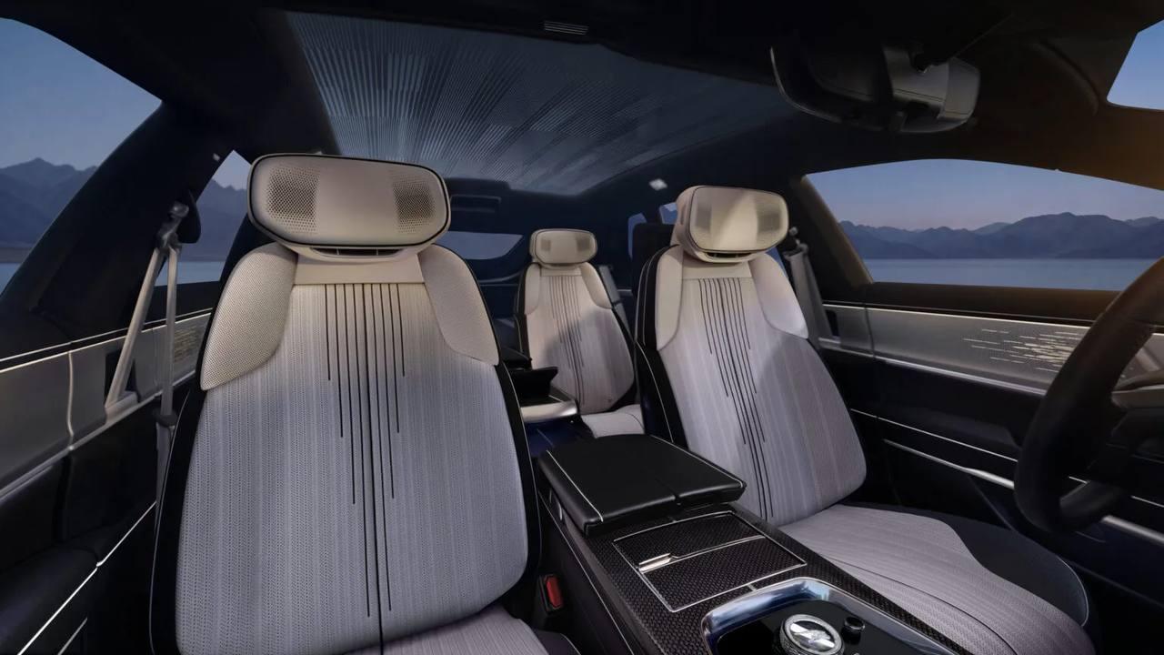 Cadillac показал уникальный Celestiq Night Test — такой электрокар существует в единственном экземпляре.