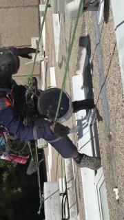 В Уфе самого вежливого промышленного альпиниста попыталась столкнуть...