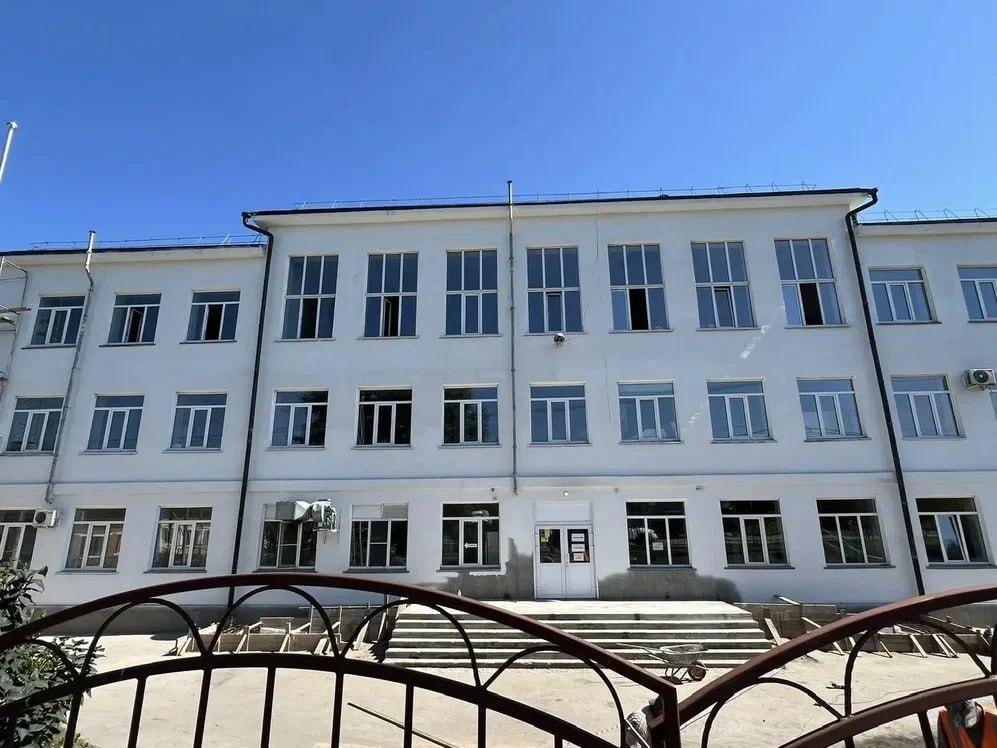 Семь школ откроются после капремонта к началу нового учебного года. В том...
