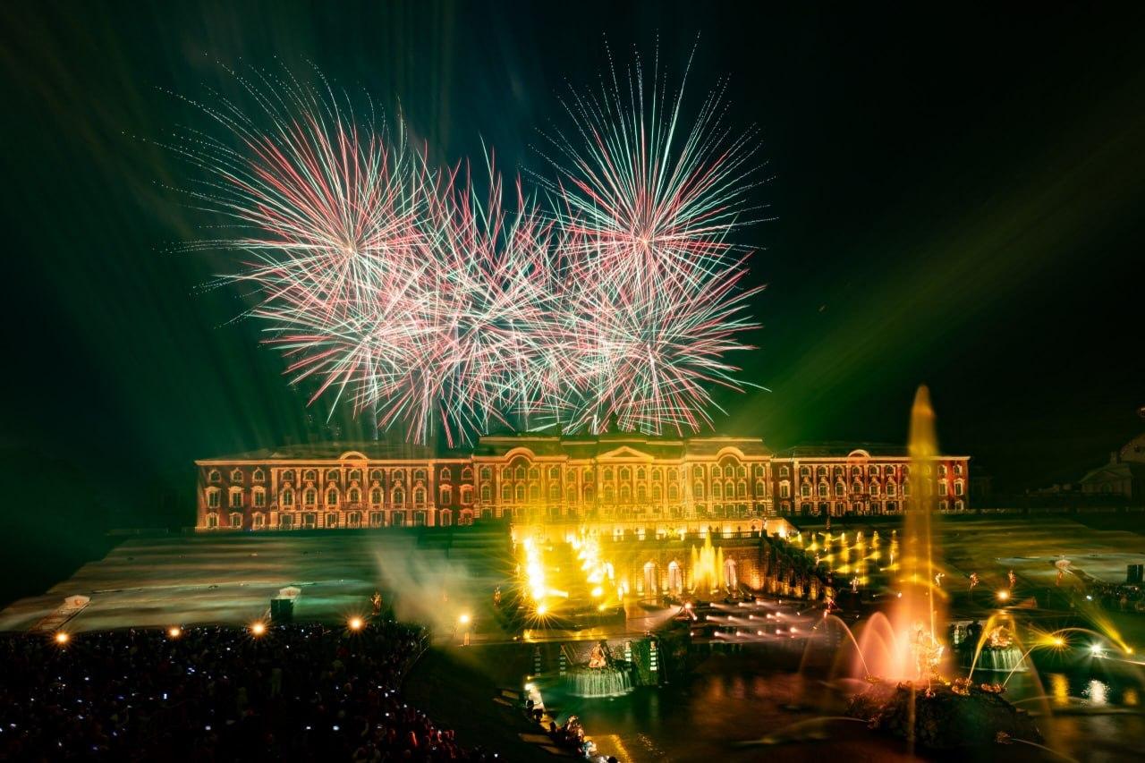 Фестиваль фонтанов пройдет в Петергофе 26–27 сентября. Его посвятят 200-летию...