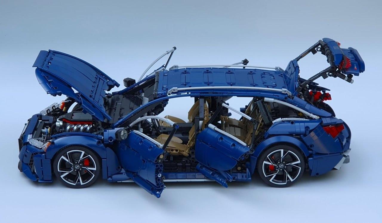 CaDA выпустила конструктор Audi RS6 C8 на 4663 детали — универсал можно собрать в масштабе 1:8.