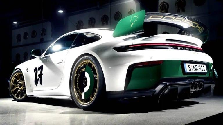 Porsche выпустила юбилейный 911 GT3 в честь 100-летия Нюрбургринга — всего соберут 100 машин.