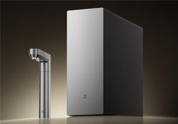 Хороним чайники: Xiaomi выпустила очиститель воды, который сразу наливает кипяток.