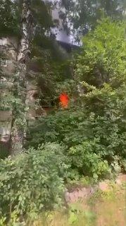 В Москве скончалась пенсионерка, которая подожгла квартиру и загорелась сама: она не хотела отдавать жильё новому владельцу после не сработавшей 