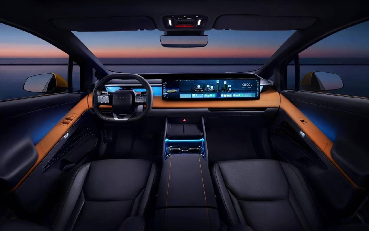 Hyundai выкатил новый Ioniq V — электрический седан размером с Camry, который в Китае начинается от ₽1,4 миллиона.