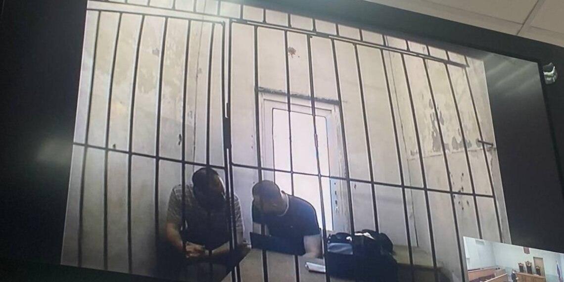 Бывшие инспекторы ДПС получили три года колонии за инцидент с погоней Двух...