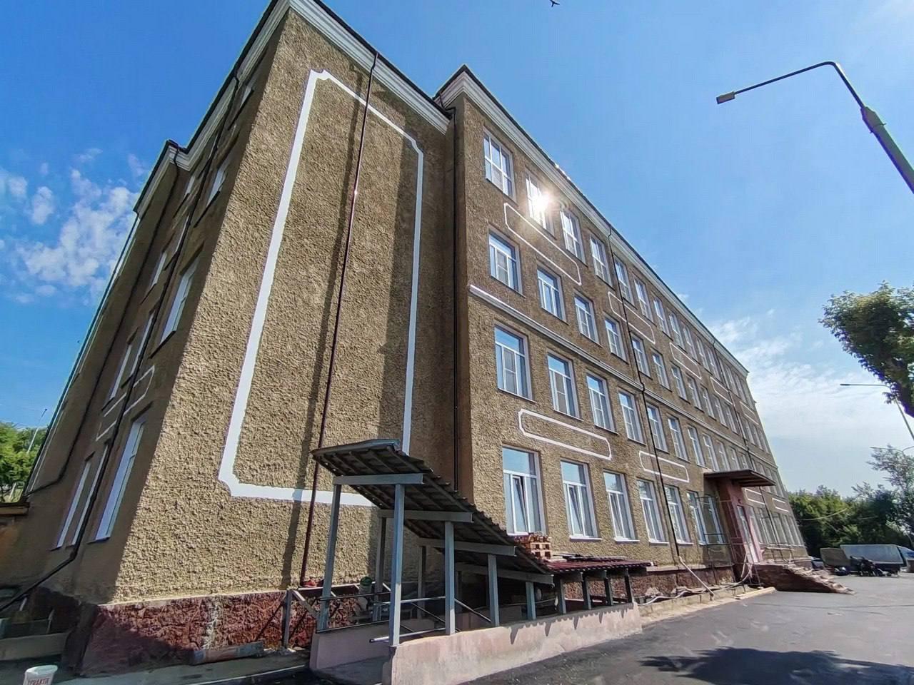 В Красноярске рядом со школой обрушился склон. В Покровке ввели режим...