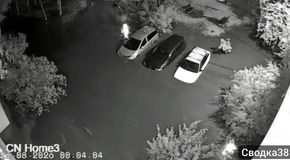 «Приедем в понедельник»: аварийная служба бросила тонущий дом в Иркутске...