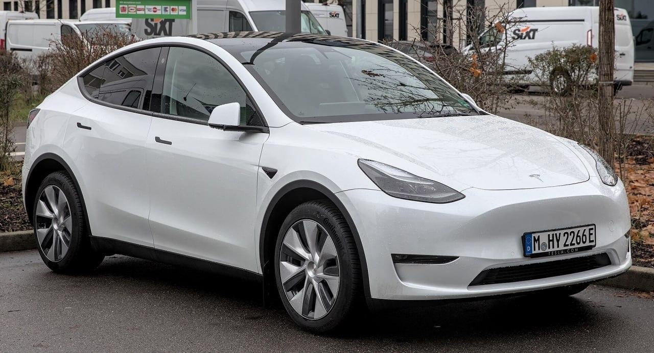 Tesla в Китае отзывает 3 млн автомобилей из-за смертельно опасных дверных ручек