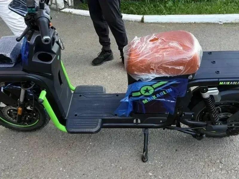 Житель Красноярска брал в аренду электросамокаты и продавал их Молодой...