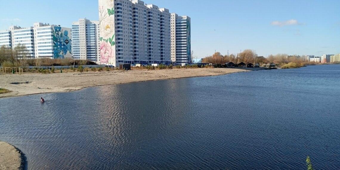 Пьяный новосибирец едва не утонул в «озере смерти» В Новосибирске на карьере...