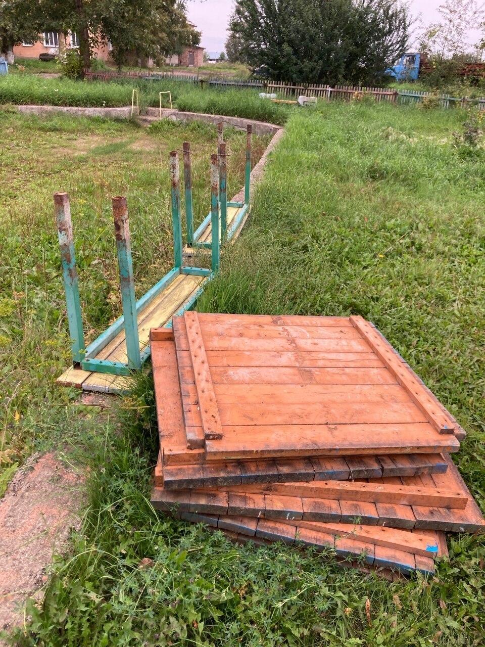 В 5-м военном городке начали демонтировать старую площадку под проект «ИгроГрад»