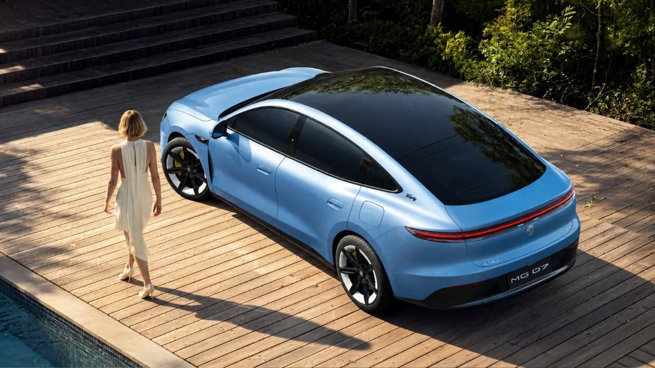 Китайцы выпустили свой Porsche Taycan всего за ₽1,3 миллиона — MG 07 стоит примерно как Lada Vesta.