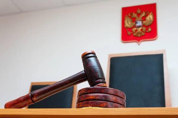В Кузбассе будут судить 14-летнюю школьницу, которая вместе с другом убила мать