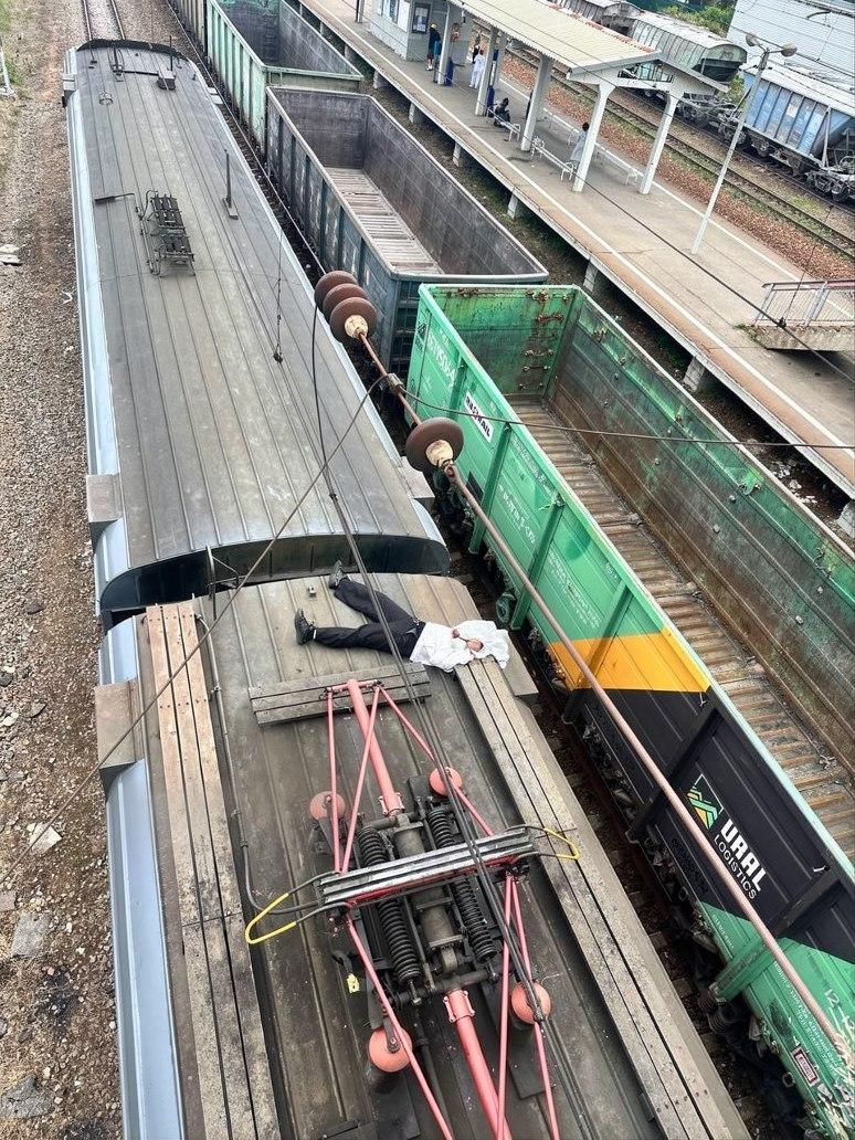 В Подмосковье погиб молодой зацепер, который случайно схватился за провода