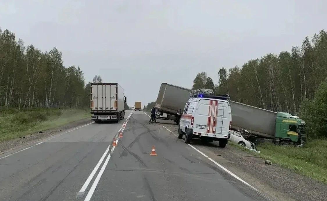 Два человека погибли в ДТП на трассе в Канском районе Сегодня вечером на 1025...