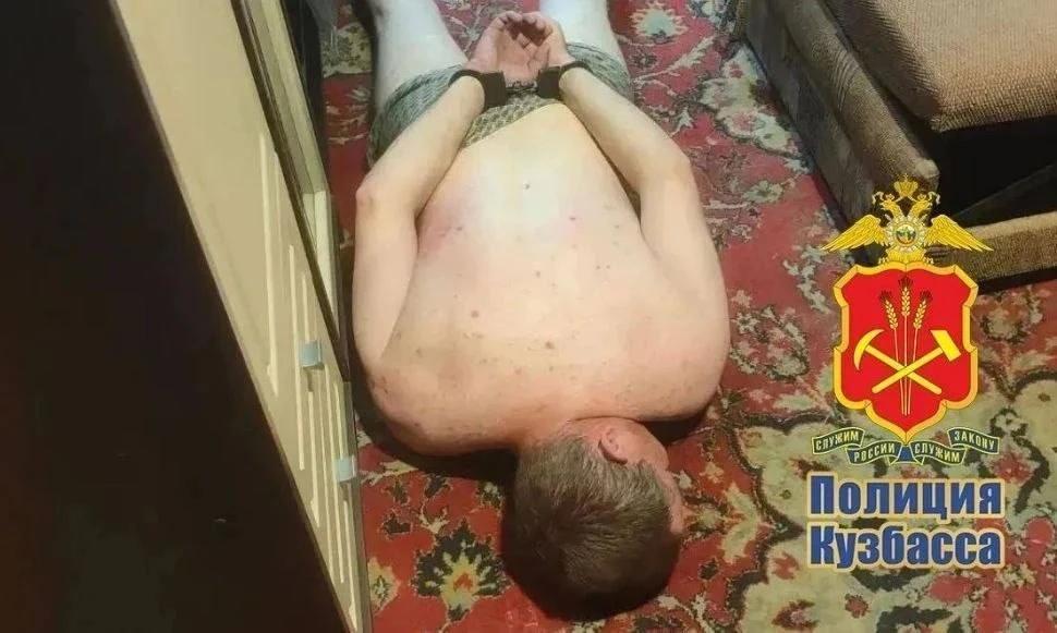 ОМОН через окно вошел в квартиру похитителя пятилетнего мальчика в Новокузнецке