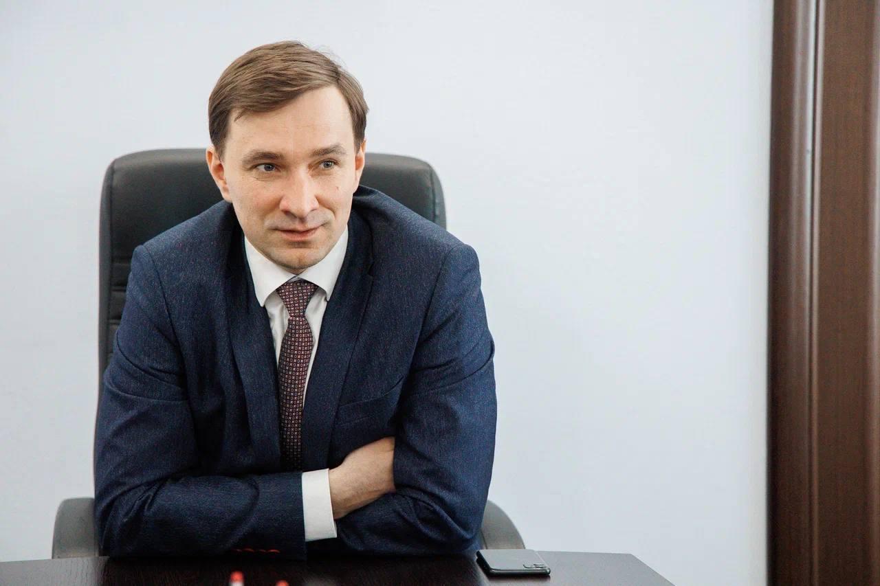 Бывший министр спорта края возглавил «Бобровый лог». Денис Петровский стал...