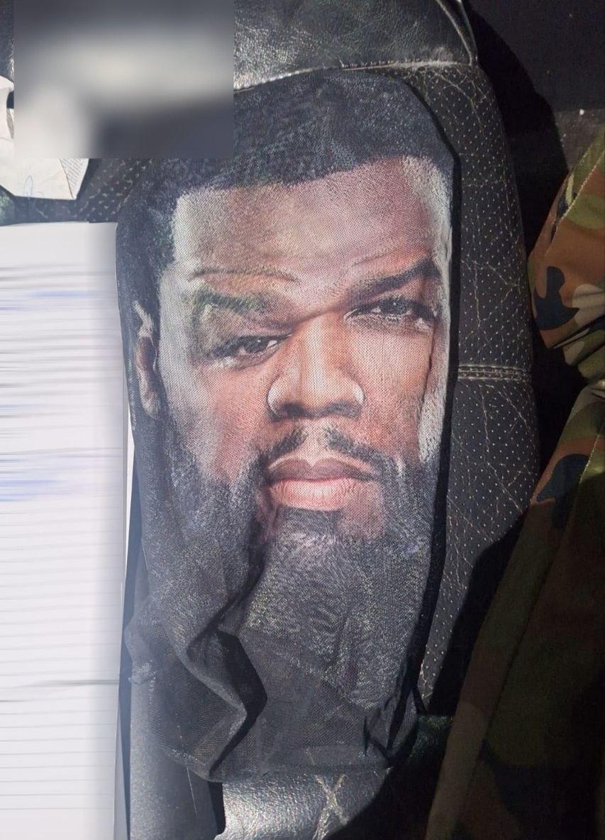 50 Cent'а задержали на границе в Закарпатье — замаскированный под рэпера...