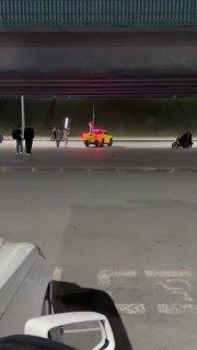 «Н**уя я на пати попал! Мне всё нравится. Ё**ные шары!»