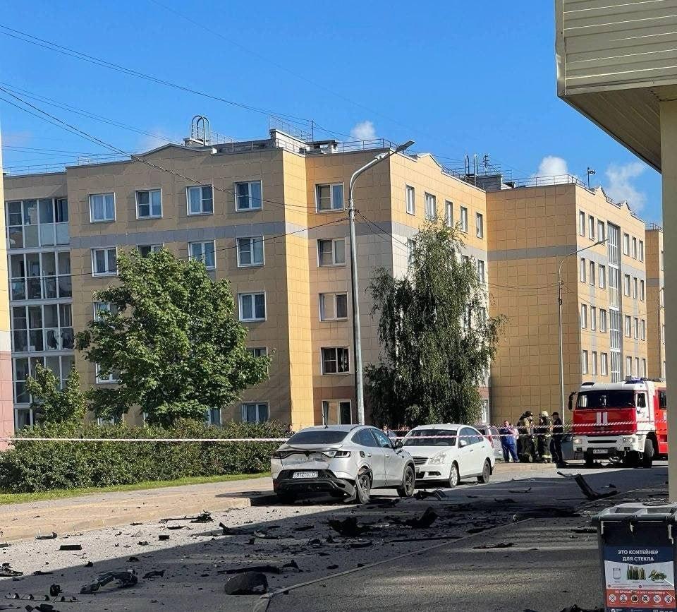 Взрыв автомобиля произошел в Санкт-Петербурге — водитель погиб. Инцидент...