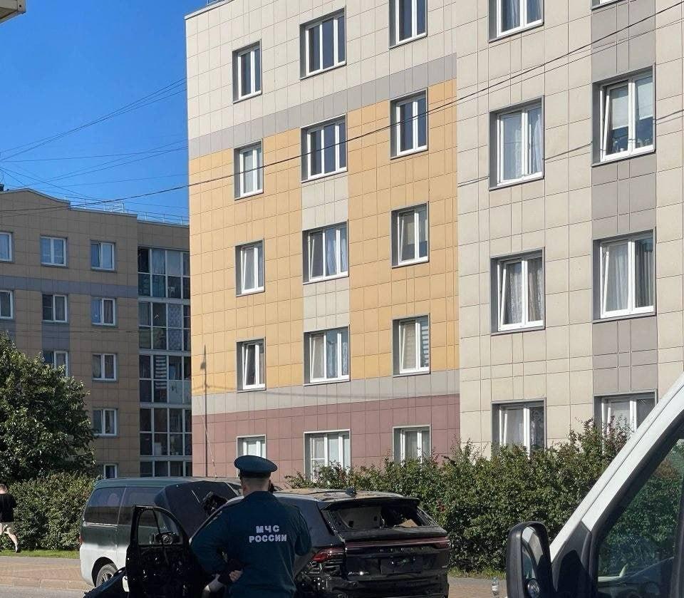 Взрыв автомобиля произошел в Санкт-Петербурге — водитель погиб. Инцидент...