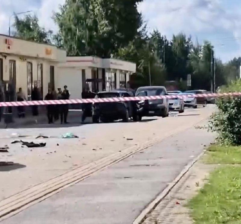 Взрыв автомобиля произошел в Санкт-Петербурге — водитель погиб. Инцидент...