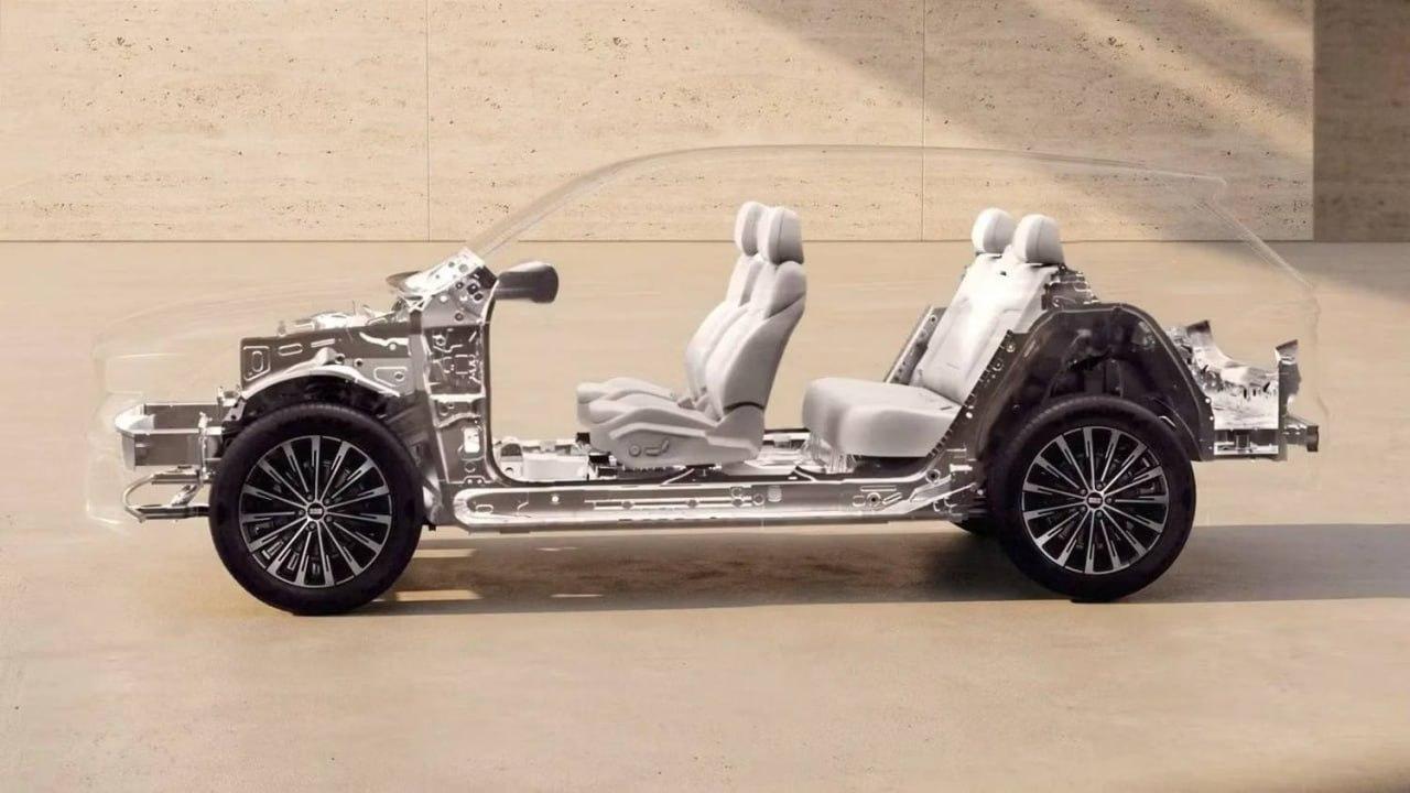 Гибридный Geely Monjaro EM-i получил новую платформу GEA Evo