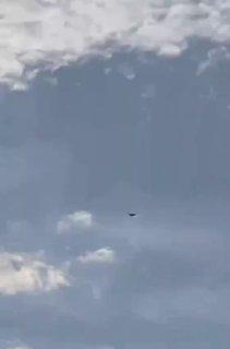 Российские «Герани» научились делать резкий разворот на 180° — манёвр сняли над Киевом.
