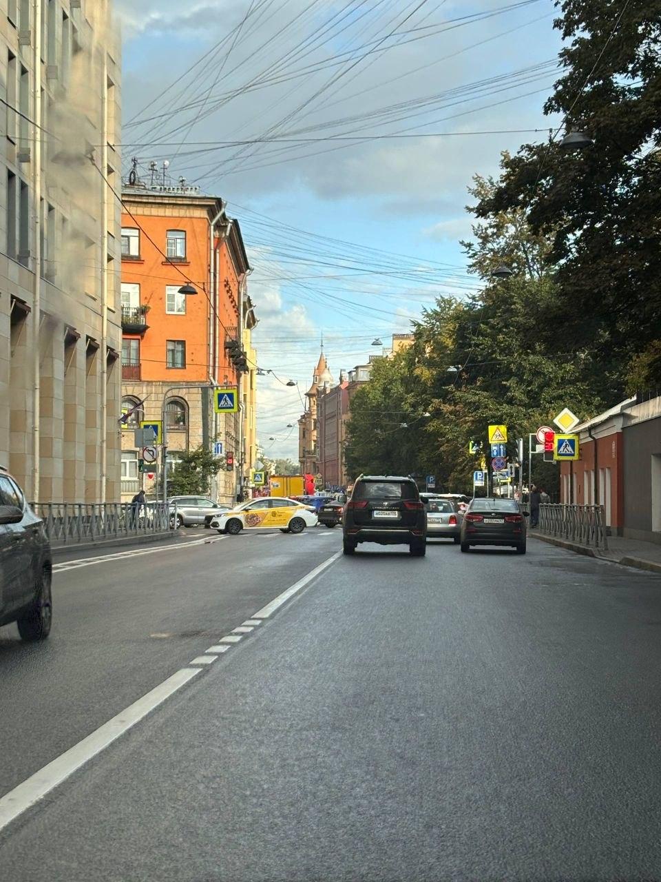 Пожар на Большой Зеленина унес жизнь мужчины