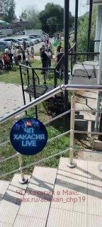 В Абакане девушка разбилась когда спускалась с 8 этажа на простынях.